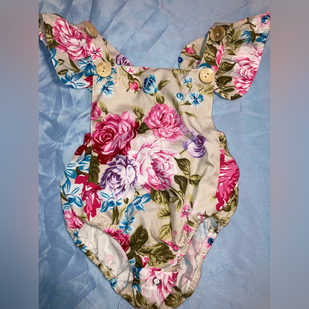 Floral open back romper